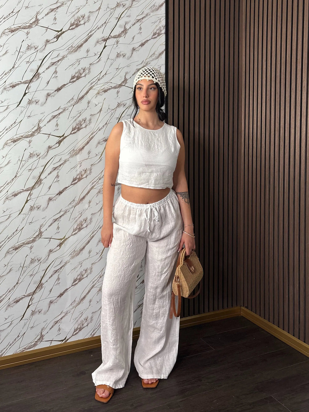 Completo “Otranto” – Top Crop e Pantalone Palazzo in Lino Bianco